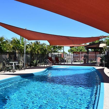 Bluewater Harbour Motel Боуэн Экстерьер фото